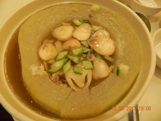 scallop seafood soup in wintermelon -