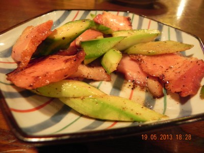 thick-cut bacon with asparagus for 500yen