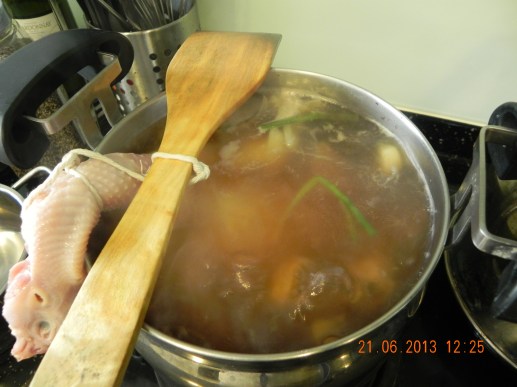 butcher twine to secure & lift chicken