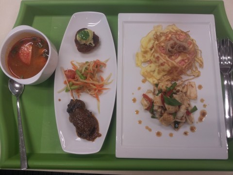 S$12 thai basil squid lunch set