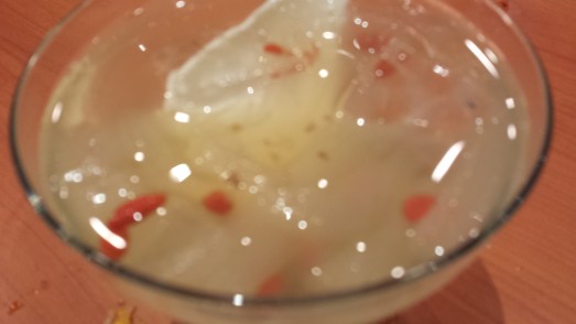 aloe vera with wolfberries