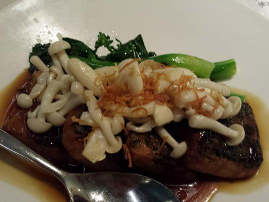 deep-fried tofu with enoki mushorroms