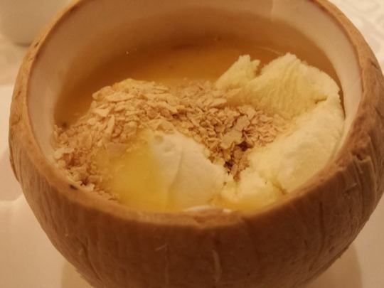 杨枝甘露 with ice cream