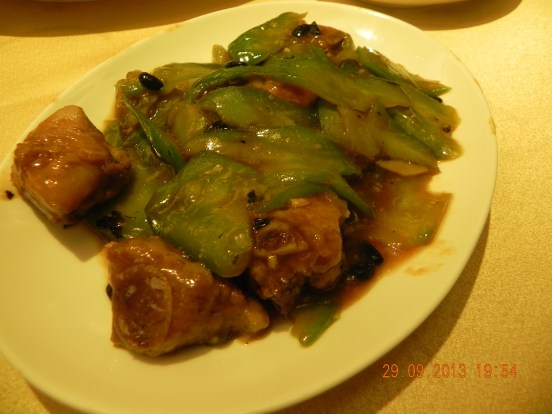 pork ribs with bittergourd in black beans - hk$75