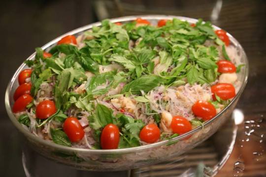 thai prawn tanhoon appetizer