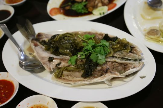 steamed mullet with salted vegetables