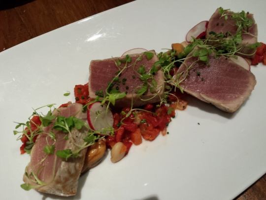 seared yellow fin ahi tuna loin