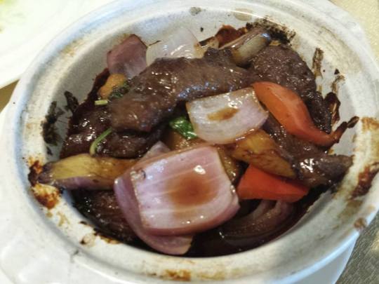 sliced beef with sweet basil