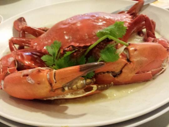 steamed sri lankan crab in wine