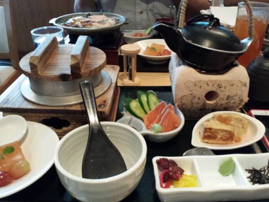 beef & tori (chicken) kamameshi (釜饭) set