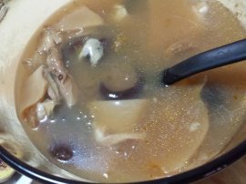 149329_10152165222634494_1969192039_n