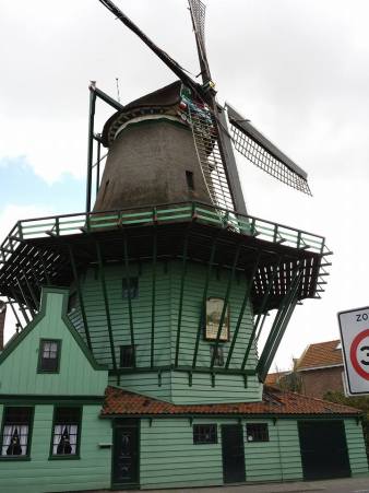 10154992_10152322766529494_5972594795960691374_n