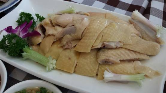 white-cut kampong chicken