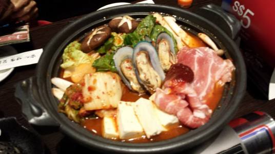 kurobuta kimchi nabe