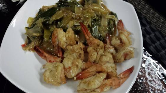 fried large prawns with leek
