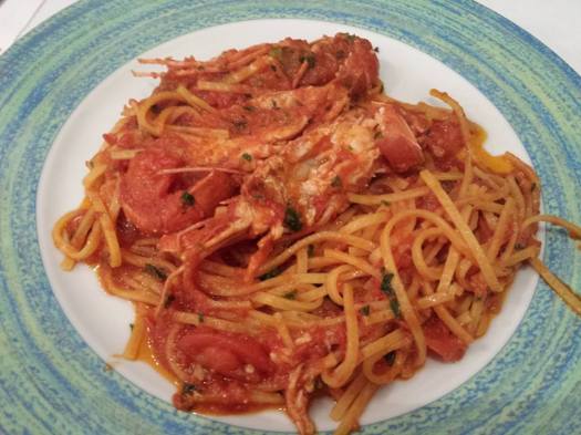 scampi pasta in tomato sauce