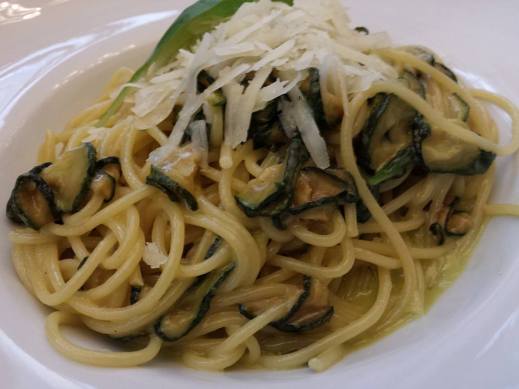 vege cheese pasta was excellent