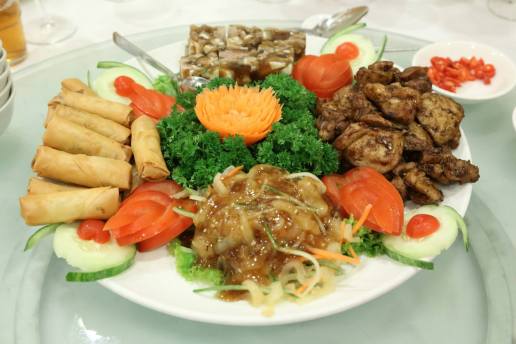 appetizer platter - spring rolls, jellyfish, chicken, trotter jelly