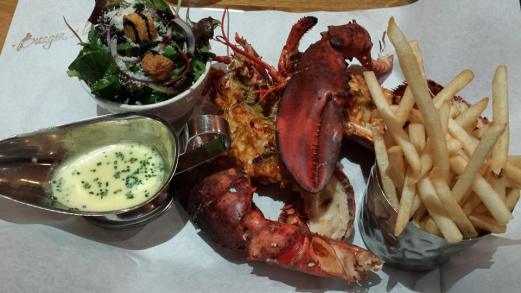 GBP20 lobster (about 1.5lb or 650g)