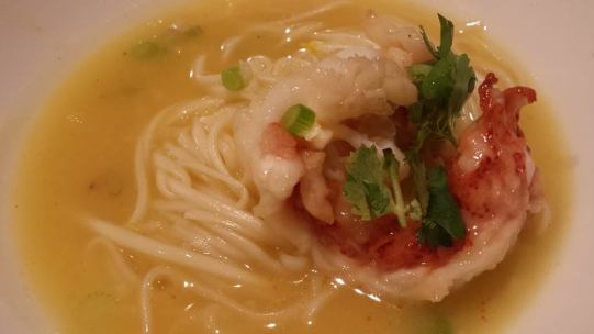 tunglok lobster ramen - 龙虾焖拉面