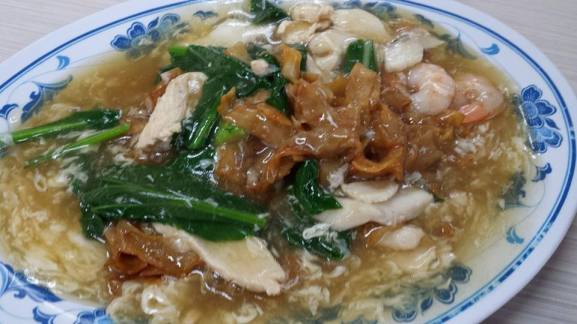 seafood hor fun (S$4)