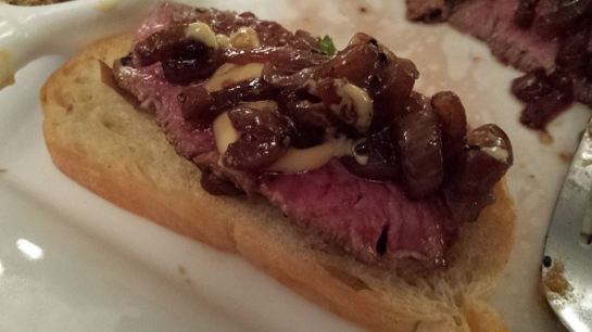 D-I-Y steak sandwich - S$22