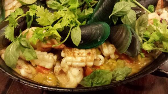 seafood risotto with prawns, squid & mussels