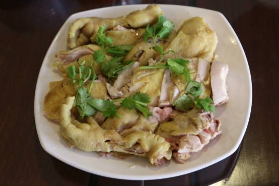 1/2 poached chicken