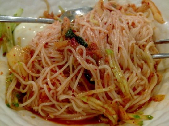 5000won (US$5) naengmyeon cold noodle came with bulgogi