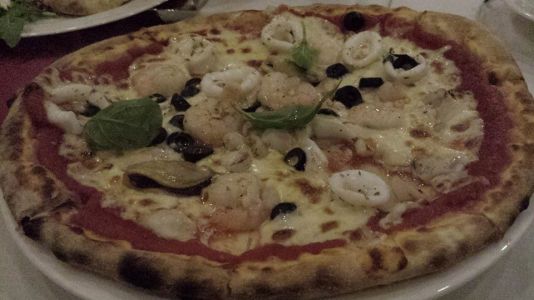 seafood pizza
