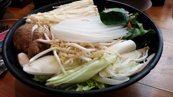 vege for pork shabus shabu set