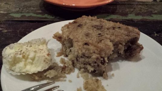 banana cake with cream cheese