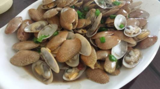 wok fried mango clams