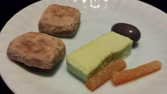 #7 complimentary drawer tray dessert