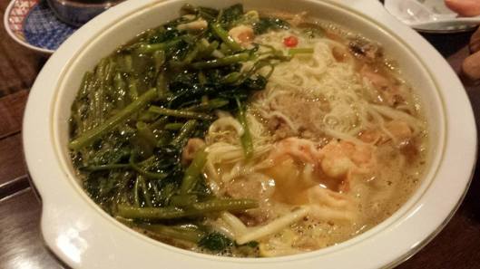 mee sua soup (面线汤)