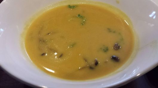 lobster bisque - lobster & prawn shell stock,carrots, potatoes, onions, brandy, heavy cream