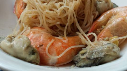 crab beehoon style prawn beehoon