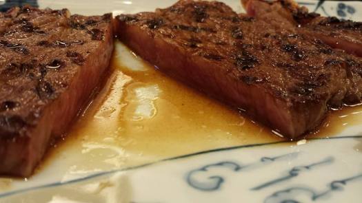 excellent kuroge wagyu 黑毛和牛 steak