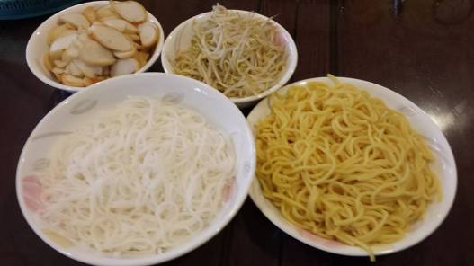 noodles, fishcake,bean sprouts