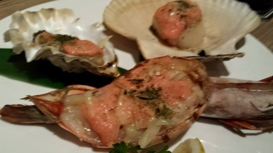 eafood mentaiko yaki (prawn, oyster & hotate