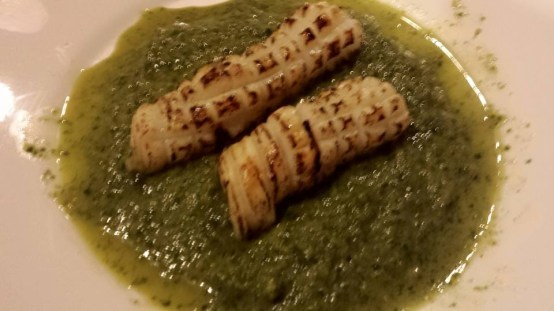 flamed squid with spinach sauce
