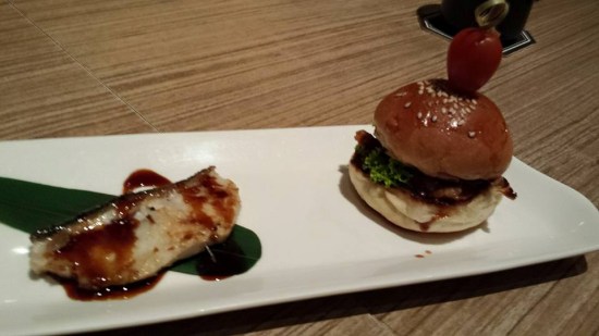 gindara teriyaki & mini chicken burger