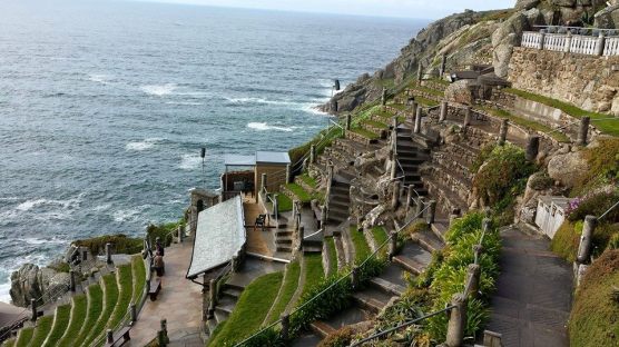 minack theatre