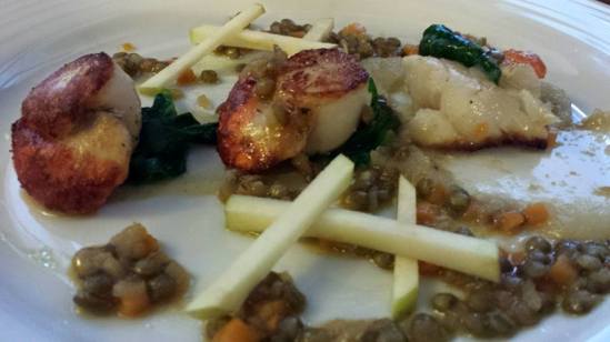 delicious pan seared scllops with apple sauce