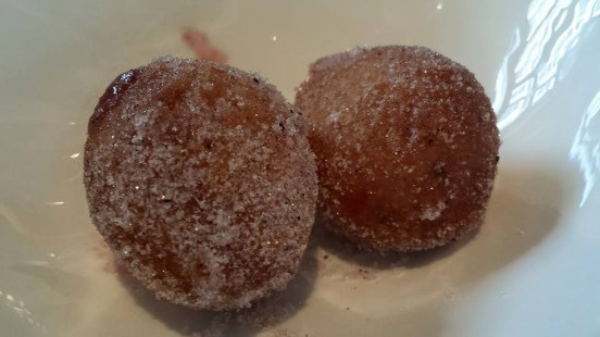 petite four=chocolate truffle