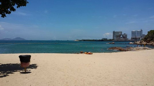 beach on the way to suk ku wan
