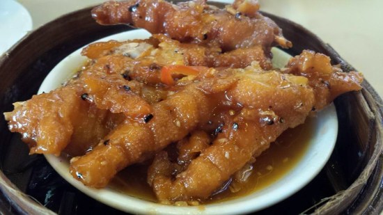 steamed chicken feet