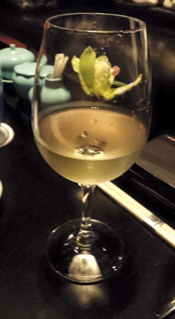 complimentary chile white wine