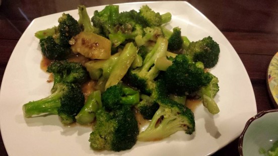 fried brocoli with garlic 蒜蓉炒