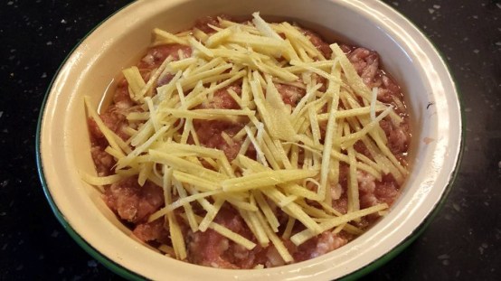 steamed minced pork with salted fish & sliced ginger